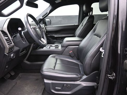Used 2021 Ford Expedition XLT image 21