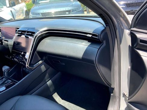 Used 2024 Hyundai Santa Cruz Night image 18