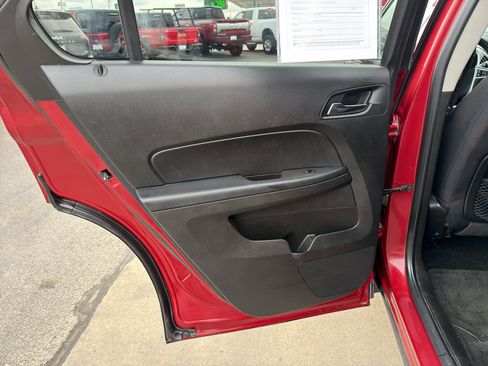 Used 2015 Chevrolet Equinox LT AWD/4WD image 13