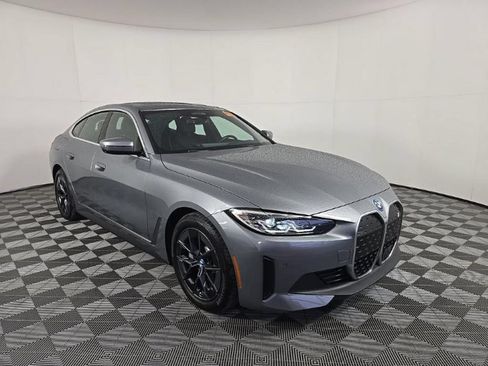 Used 2023 BMW i4 eDrive40 RWD image 3