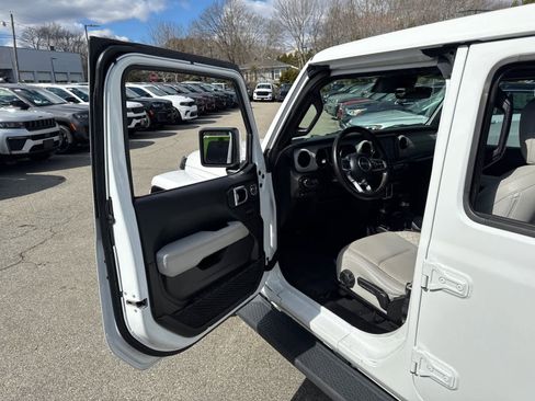 Used 2023 Acura MDX SH-AWD w/ Technology Package image 47