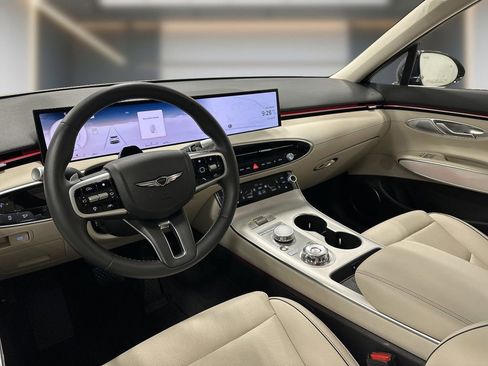Certified 2026 Genesis GV70 2.5T Advanced AWD/4WD image 11