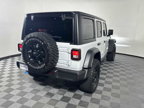 Used 2023 Jeep Wrangler Unlimited image 7