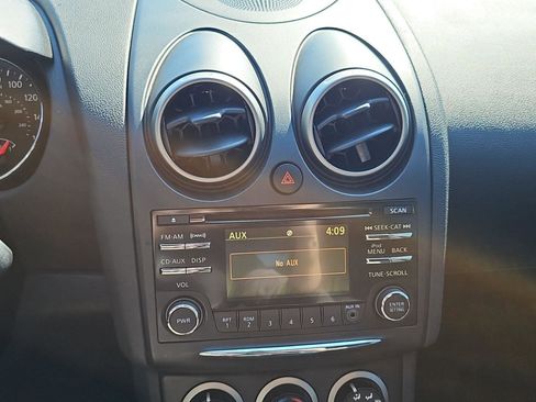 Used 2013 Nissan Rogue SV image 10