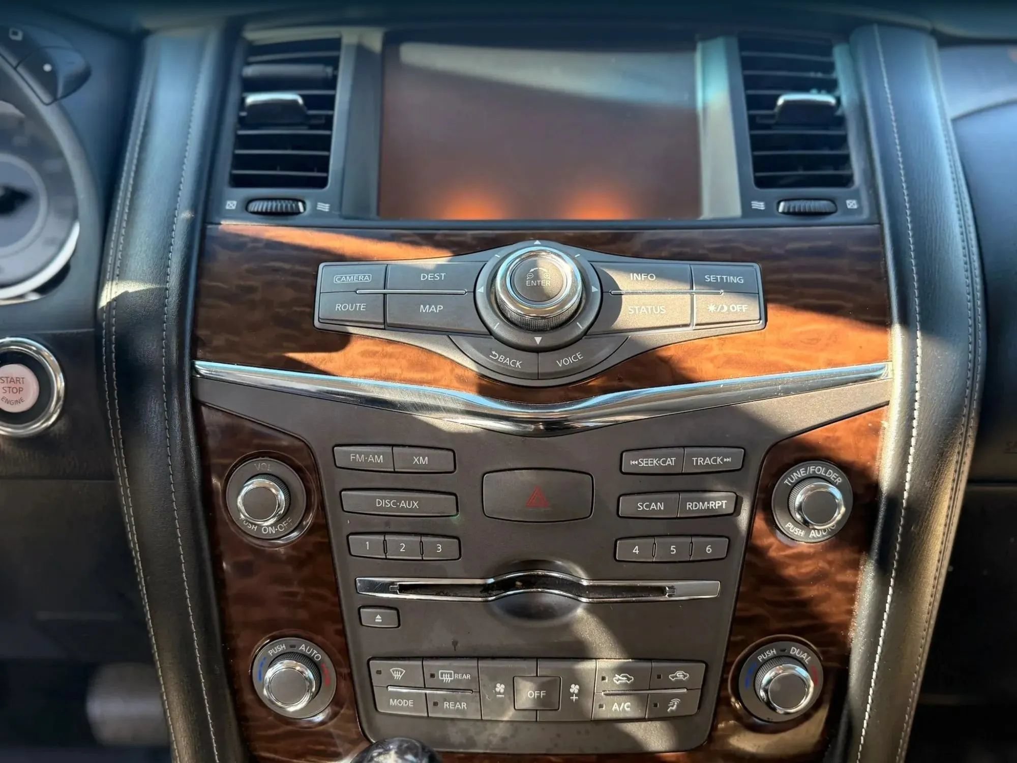 Used 2017 Nissan Armada Platinum RWD image 28