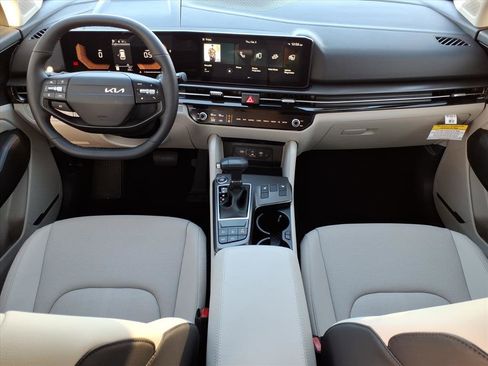 Used 2026 Kia Sportage EX image 16