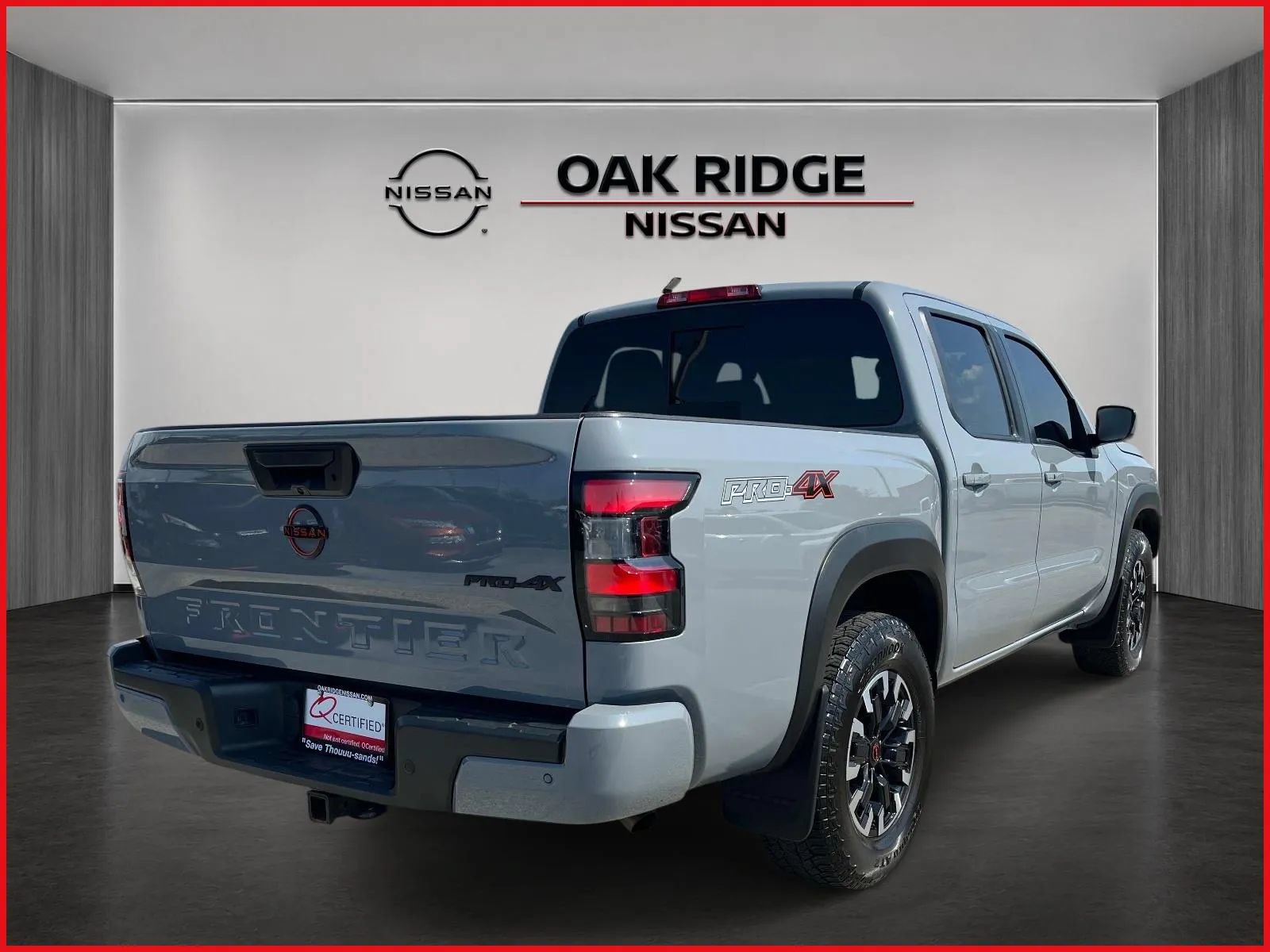 Used 2024 Nissan Frontier PRO-4X w/ Pro Convenience Package AWD/4WD image 3