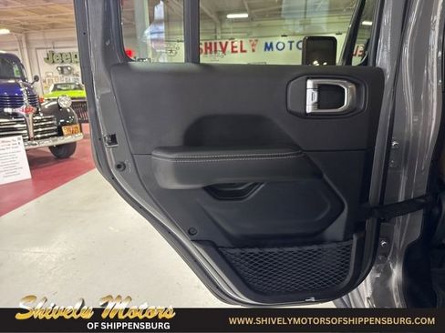 Used 2022 Jeep Wrangler Unlimited Rubicon 4xe w/ Cold Weather Group image 24