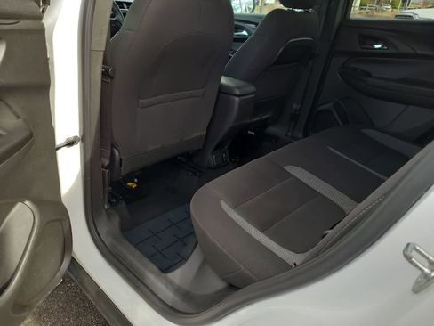 Used 2022 Chevrolet TrailBlazer LT w/ Convenience Package image 20