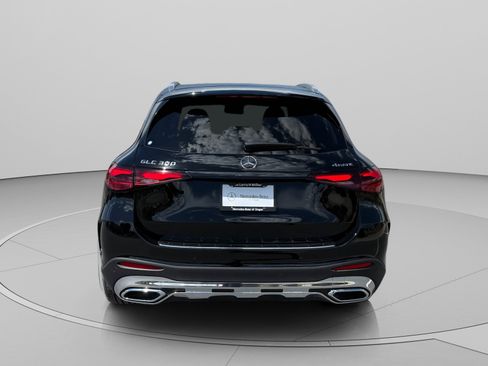 Certified 2026 Mercedes-Benz GLC 300 4MATIC image 4