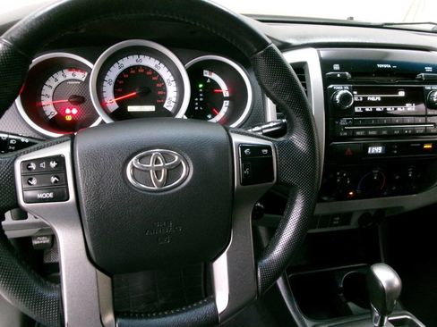 Used 2012 Toyota Tacoma 4x4 Double Cab w/ SR5 Pkg image 34