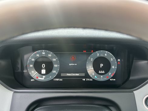 Certified 2025 Land Rover Range Rover Velar S image 24