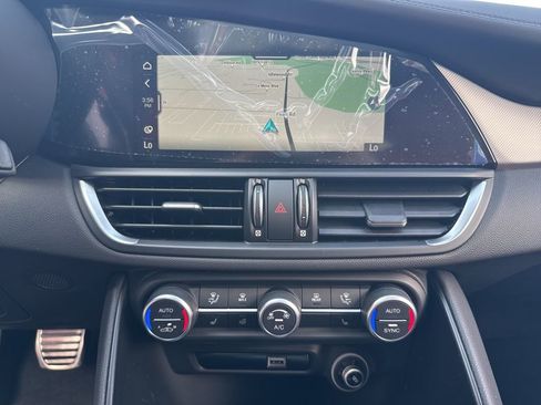 New 2026 Alfa Romeo Giulia AWD image 15