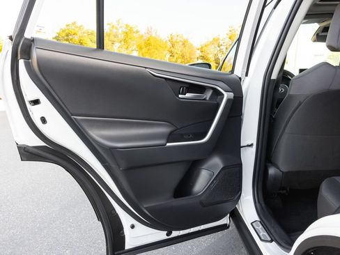 Certified 2024 Toyota RAV4 XLE w/ Convenience Package FWD image 32