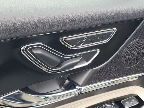 New 2026 Lincoln Corsair Premiere image 9