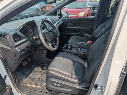 Used 2024 Honda Odyssey Sport image 11
