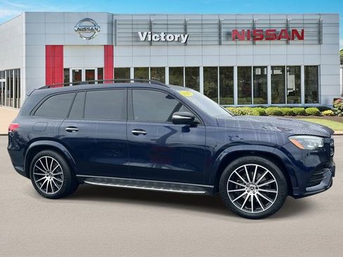 Used 2022 Mercedes-Benz GLS 450 4MATIC image 2