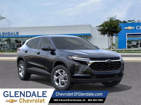 New 2026 Chevrolet Trax LS w/ LS Convenience Package image 7