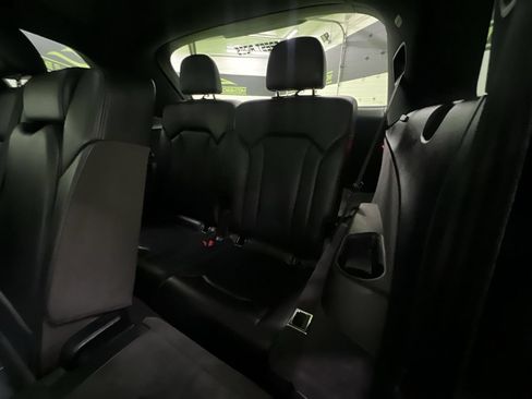 Used 2019 Audi Q7 3.0T Premium Plus AWD/4WD image 29