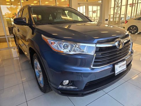 Used 2015 Toyota Highlander Limited Platinum AWD/4WD image 3