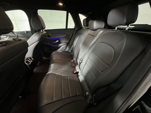 Used 2022 Mercedes-Benz GLC 300 4MATIC image 22