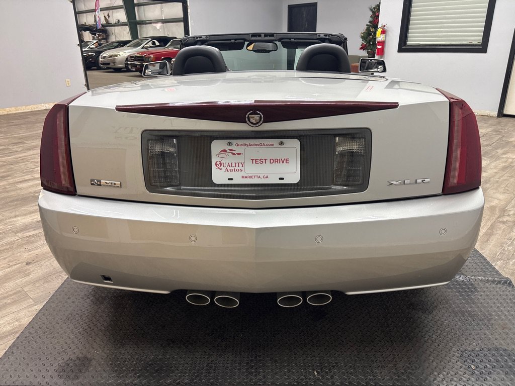 Used 2006 Cadillac XLR RWD image 10