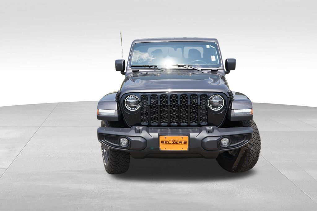 Used 2022 Jeep Gladiator Sport AWD/4WD image 12