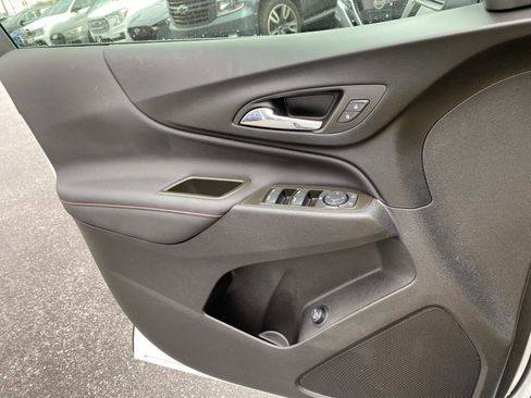 Used 2024 Chevrolet Equinox RS image 22