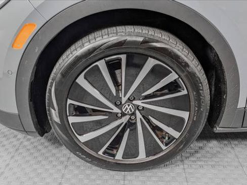 Used 2024 Volkswagen ID.4 S RWD image 32