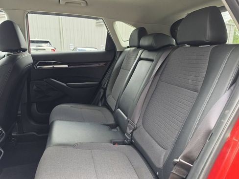 Used 2022 Kia Seltos S FWD image 15