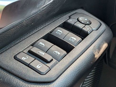 New 2026 RAM 1500 4x4 Crew Cab image 26