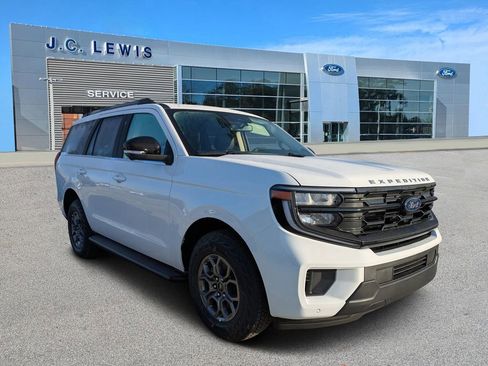 New 2026 Ford Expedition Active RWD image 1