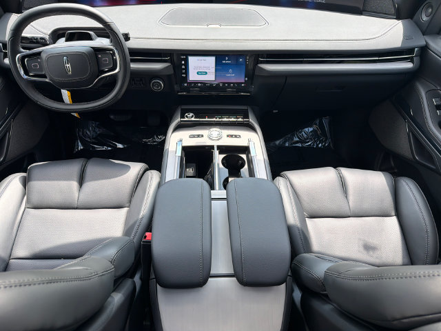 New 2027 Lincoln Navigator Reserve w/ Jet Appearance Package AWD/4WD image 24