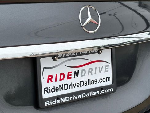 Used 2019 Mercedes-Benz S 560 Sedan image 11