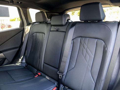 Used 2026 BMW X3 xDrive30 w/ Convenience Package image 25