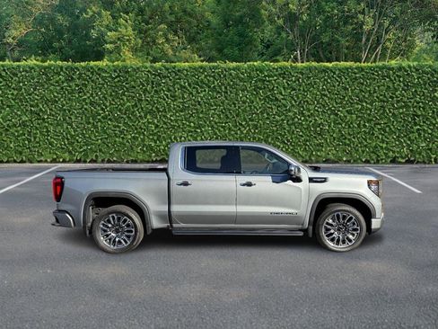 Used 2025 GMC Sierra 1500 Denali Ultimate image 2