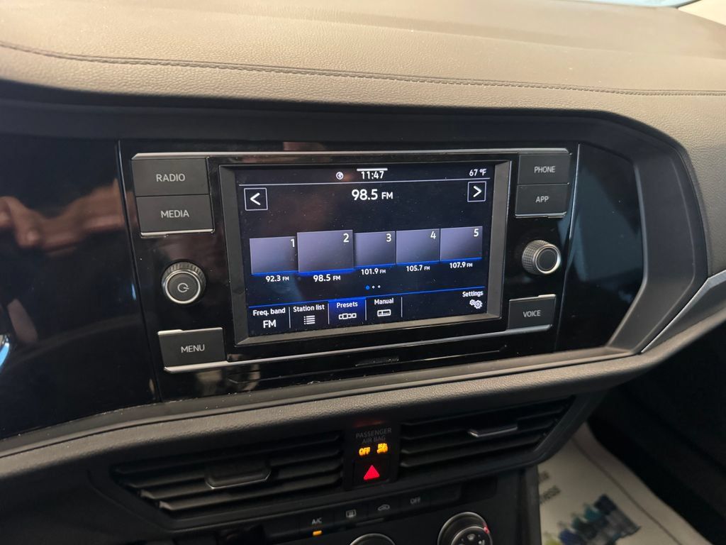 Used 2024 Volkswagen Jetta S FWD image 14