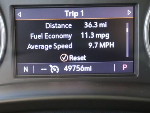 Used 2023 Buick Enclave Essence w/ Experience Buick Package FWD image 29