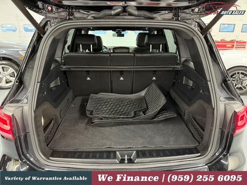 Used 2021 Mercedes-Benz GLB 250 4MATIC image 38