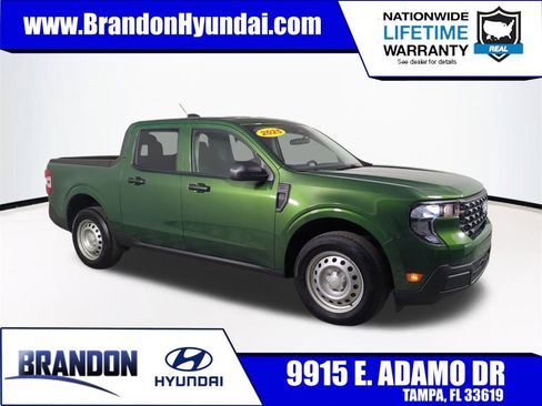 Used 2025 Ford Maverick XL image 1