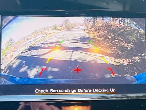 Used 2020 Subaru Crosstrek 2.0i Premium image 16