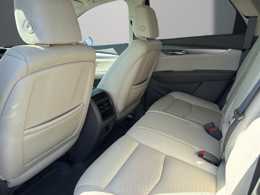Used 2017 Cadillac XT5 Luxury FWD image 15