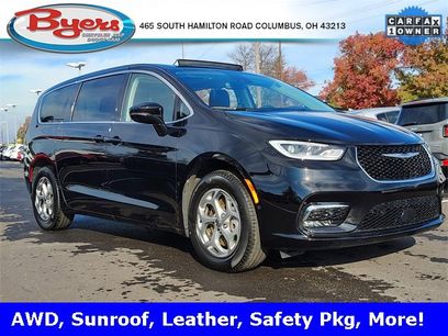 Used 2024 Chrysler Pacifica Limited w/ Trailer Tow Group