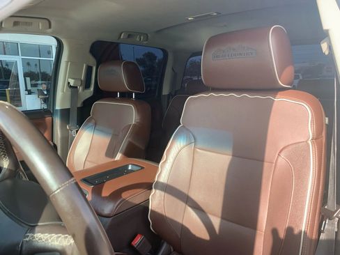 Used 2015 Chevrolet Silverado 1500 High Country w/ High Country Premium Package image 14