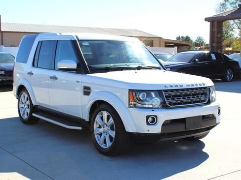 Used 2016 Land Rover LR4 HSE image 9