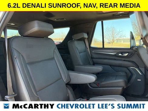 Used 2021 GMC Yukon Denali w/ Denali Premium Package image 39