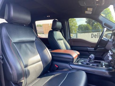 Used 2022 Ford F150 Lariat w/ Equipment Group 502A High AWD/4WD image 18