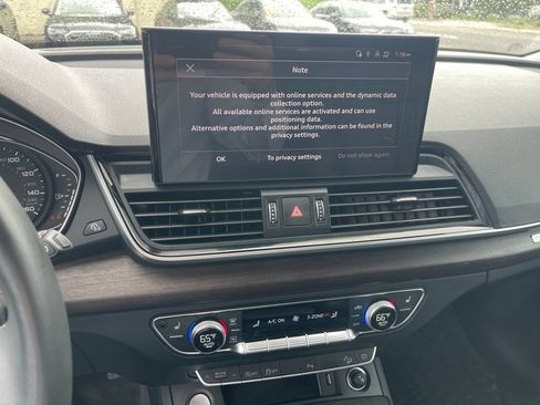 Certified 2024 Audi Q5 2.0T Premium w/ Convenience Package AWD/4WD image 7