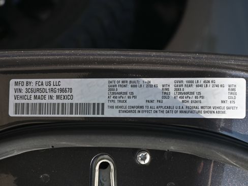 Used 2024 RAM 2500 Big Horn w/ Night Edition image 17