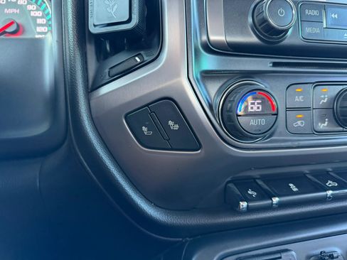 Used 2017 GMC Sierra 2500 SLT w/ All Terrain HD Package image 15